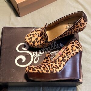 Seychelles Animal Print leopard Wedge platform Shoes